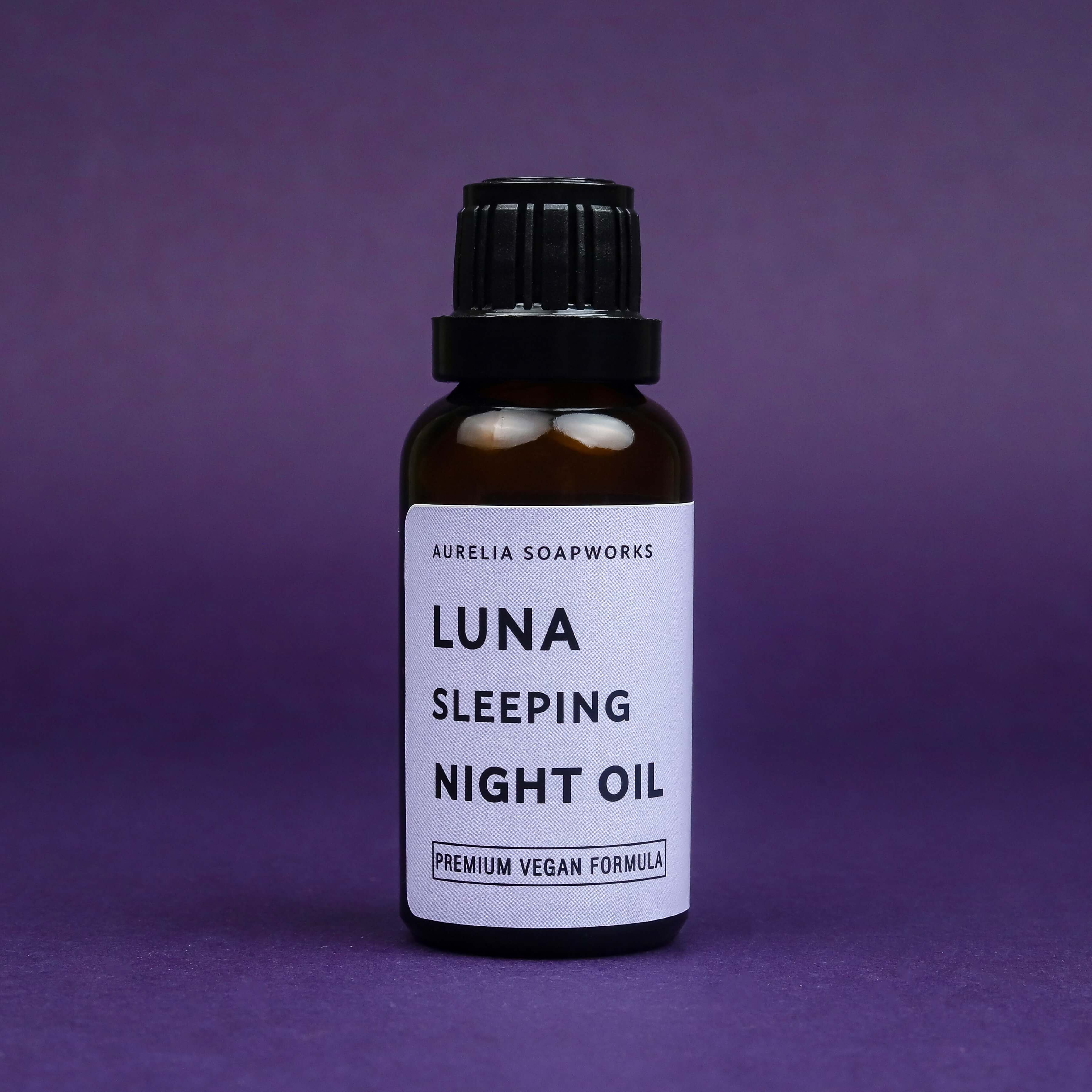 Luna sleeping night oil
