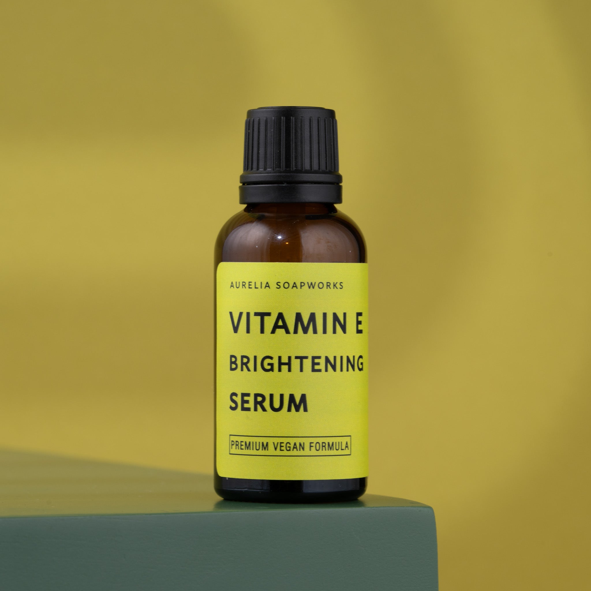 Vitamin E brightening face serum